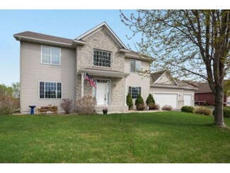 8027 Hunter Lake Dr, Clear Lake, MN 55319