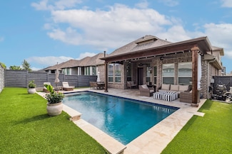 7012 Spring Park Dr, Little Elm, TX 76227