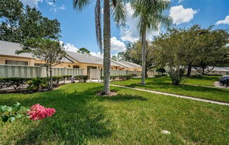 1333 Shady Pine Way Unit C, Tarpon Springs, FL 34688