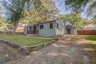 619 W Schuetz St, Lebanon, IL 62254