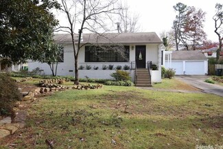 1015 Pine Valley Rd, Little Rock, AR 72207