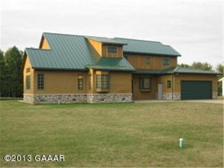 8111 E Lake Carlos Dr NE, Carlos, MN 56319