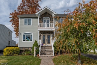27 Evergreen Ave, Nutley, NJ 07110