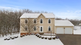 100 Winterbrook Dr, Cranberry Township, PA 16066