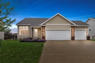1822 30th Ave SW, Altoona, IA 50009