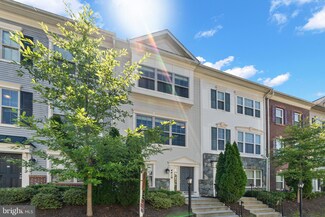 4410 Potomac Highlands Cir, Triangle, VA 22172
