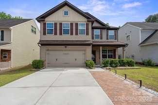 392 Winecoff Woods Dr NW, Concord, NC 28027