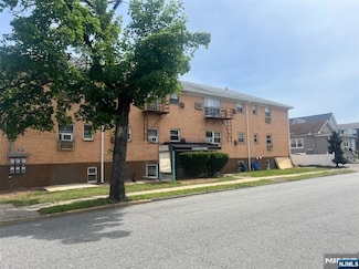 34 Wisse St Unit 24, Lodi, NJ 07644