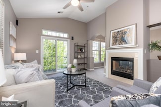 303 Cameron Station Blvd Unit 103, Alexandria, VA 22304