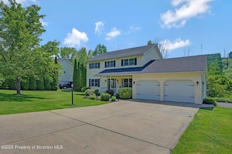 308 Edgewood Dr S, South Abington Township, PA 18411