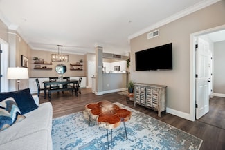 3231 Allen Pkwy Unit 6106, Houston, TX 77019