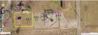 001 S 5th St, Elkville, IL 62932