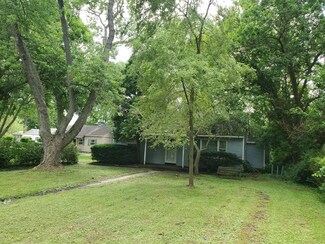 2725 W 42nd Ave, Gary, IN 46408