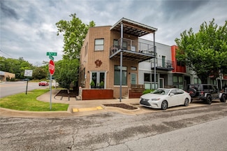 390 #1 & #2 W 5th St, Fayetteville, AR 72701