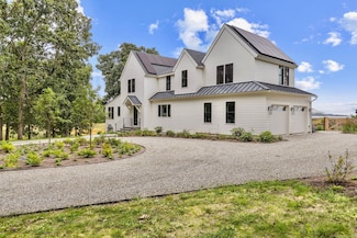 186 Flanders Rd, Stonington, CT 06378