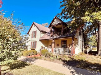 822 Market St, Osage City, KS 66523