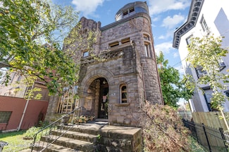 1022 S 3rd St, Louisville, KY 40203