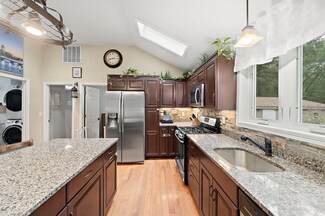 330 Spring St, Rockland, MA 02370