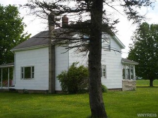 13900 E Schutt Rd, Chaffee, NY 14030