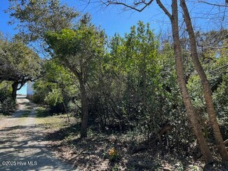 308 N Anderson Blvd, Topsail Beach, NC 28445