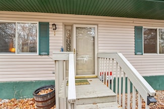 S6185 Bluff Rd Unit 1, Merrimac, WI 53561