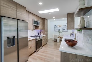 175 Bronze Way, Vista, CA 92083