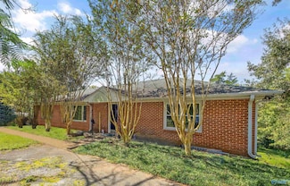 606 Bell Factory Rd, Huntsville, AL 35811