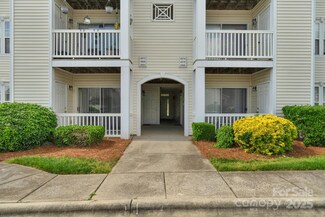 4072 Town Center Rd Unit 4072, Harrisburg, NC 28075