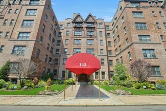 143 Garth Rd Unit 5B, Scarsdale, NY 10583