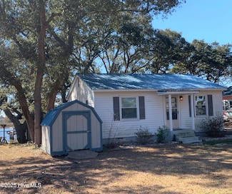 447 Lockwood Folly Rd SE, Bolivia, NC 28422