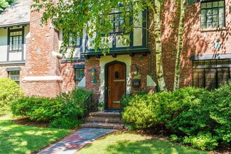 215 Waban Ave, Waban, MA 02468
