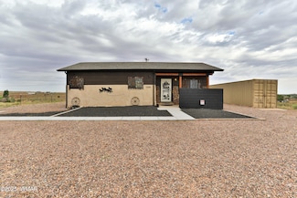 1540 Porter Canyon Rd, Holbrook, AZ 86025