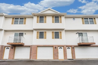 1339 Riddle Ave, Morgantown, WV 26505