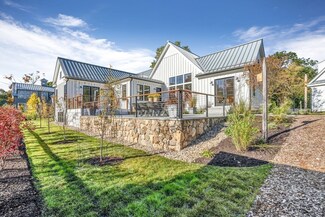 22 Hatch Farm Ln, Concord, MA 01742