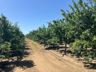4432 S Fairfax Ave, Firebaugh, CA 93622