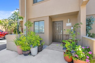 139 Sparrow Dr Unit 4H, Royal Palm Beach, FL 33411