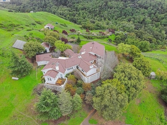 1125 Bollinger Canyon Rd, Moraga, CA 94556