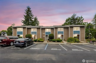 10648 SE 254th Place Unit 3, Kent, WA 98030