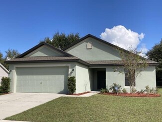 4515 Caicos Dr, Tavares, FL 32778