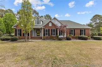 2423 Cypress Lakes Rd, Hope Mills, NC 28348