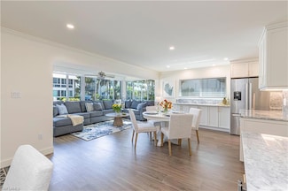 2100 Gulf Shore Blvd N Unit 118, Naples, FL 34102