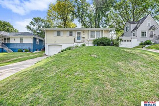 2137 S 49th St, Omaha, NE 68106