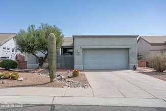 296 N Cape Royal Dr, Green Valley, AZ 85614