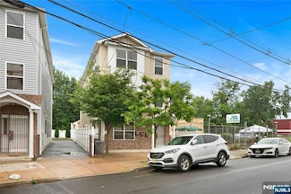 578-580 S 11th St, Newark, NJ 07103