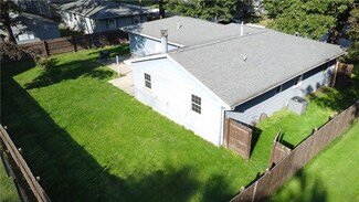 509 N Seymour St, Sullivan, IL 61951