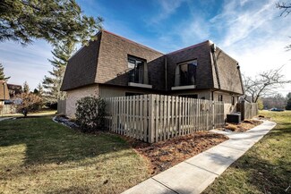 8527 Island Pines Dr, Maineville, OH 45039