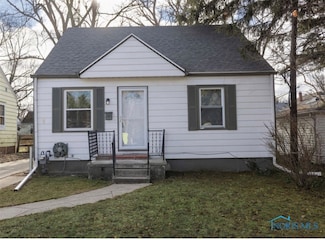 3229 Dolores Ave, Toledo, OH 43607