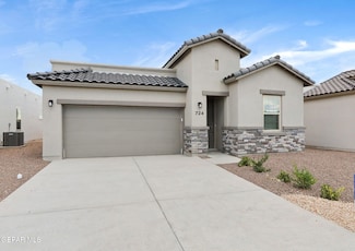 724 Paseo de La Reina St, Horizon City, TX 79928