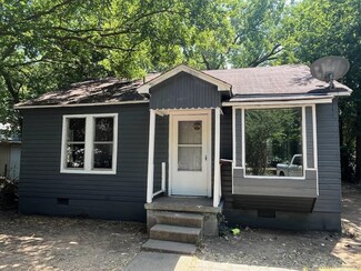 514 514 W Hackberry Ave, Duncan, OK 73533
