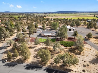 165 SW Bent Loop, Powell Butte, OR 97753